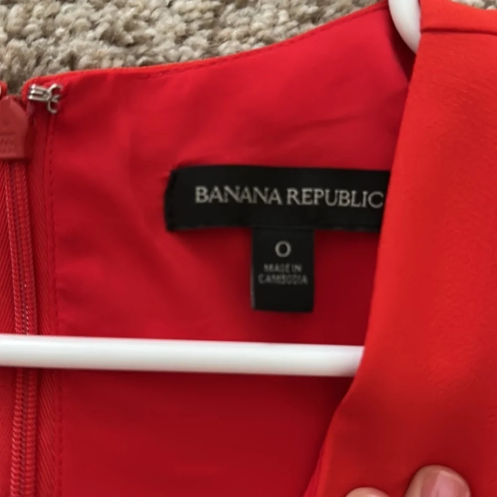 BANANA REPUBLIC V Neck Tie Waist Jumpsuit